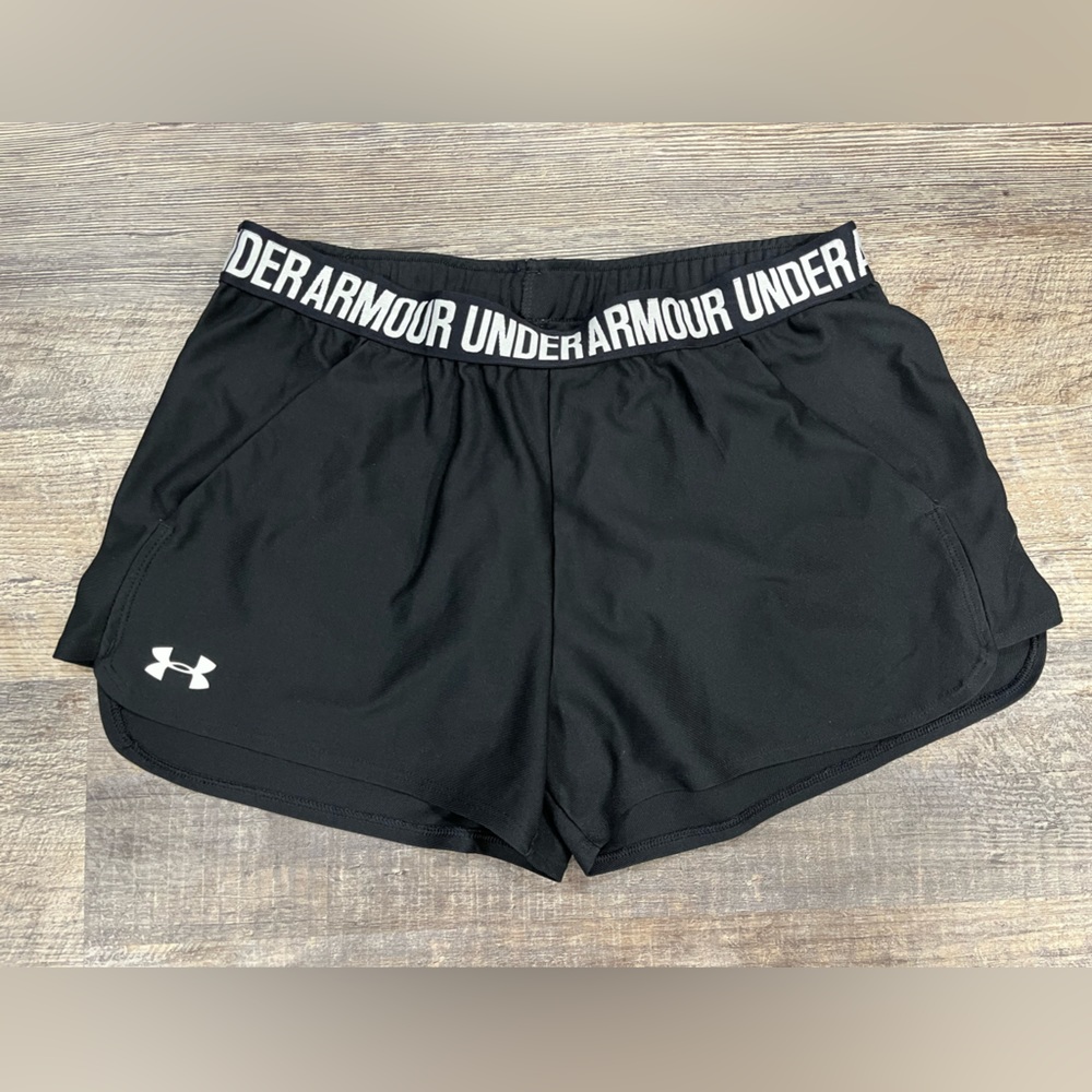 Under Armour shorts women’s size Large